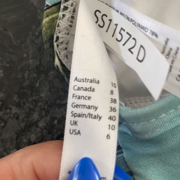 Azura Women’s bikini top - Picture 4 of 4